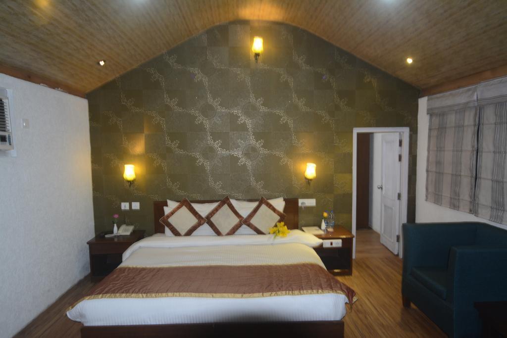 The Exotica Hotel Dharamshala Bilik gambar